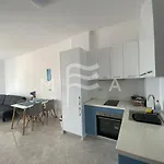 Seaview Apartment 616